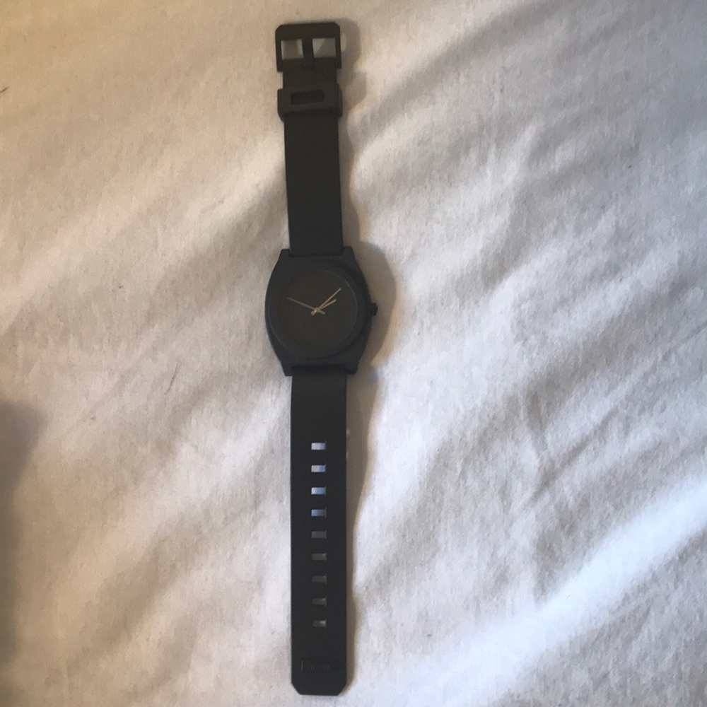 Nixon time teller p